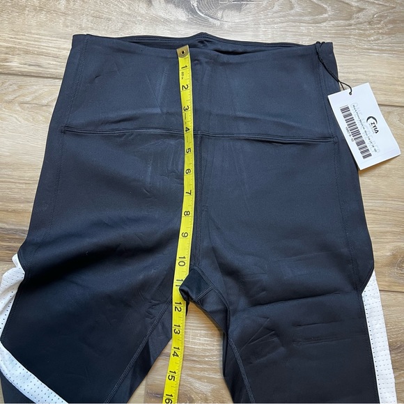 Zyia Active Black Primo Mesh Hi-Rise 7/8 24” Leggings. Size 8-10. NWT - Picture 4 of 14